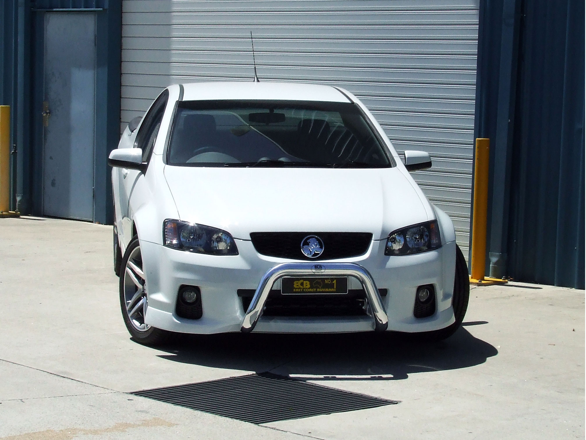 holden commodore bull bar